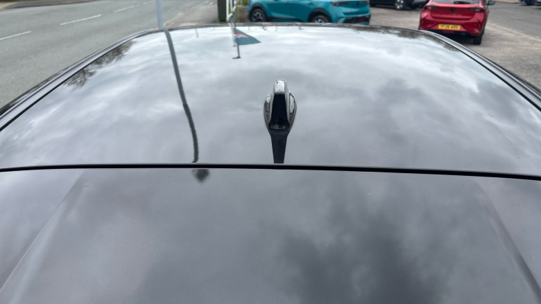 Nissan Qashqai 1.3 DiG-T MH N-Connecta 5dr Petrol Hatchback